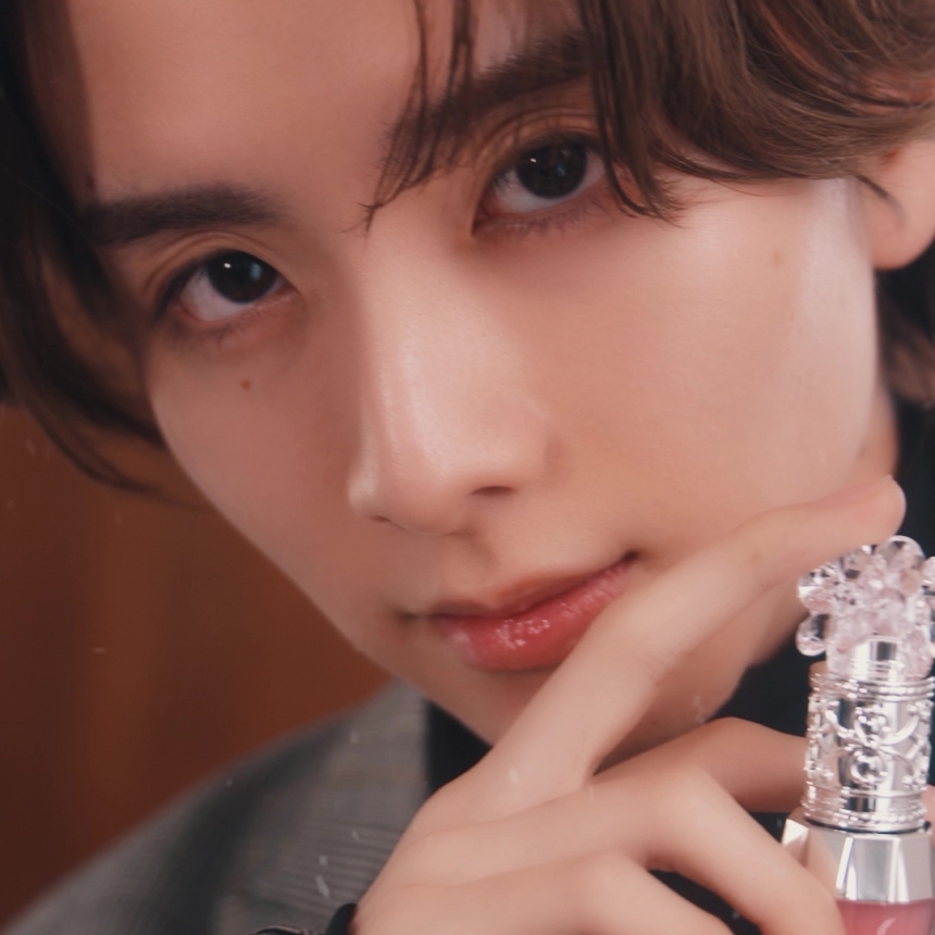 ViVi Web Movie Sponsored by JILL STUART BEAUTY