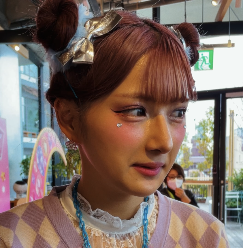 ViVi Real. 裏しなこ SNS Movie