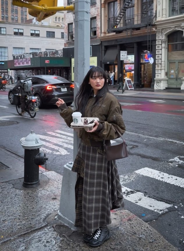 ViVi Web Movie Sponsored by KANEBO