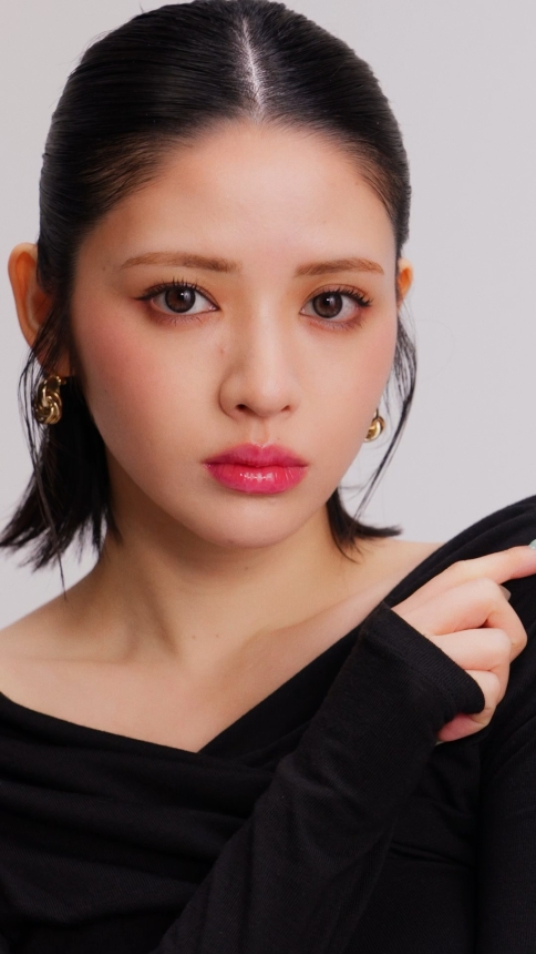 ViVi Web Movie Sponsored by Dior